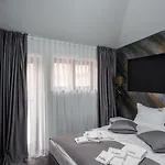 Pensiune Boutique 7th Sense 4*