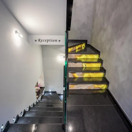 بيت ضيافة Boutique 7th Sense بلوفديف