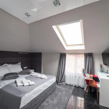 بيت ضيافة Boutique 7th Sense