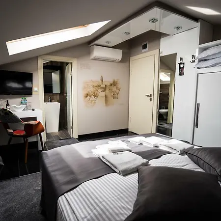 Boutique 7th Sense بيت ضيافة بلوفديف