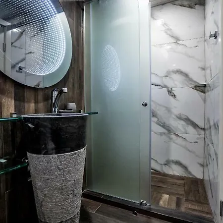 Boutique 7th Sense بيت ضيافة بلوفديف