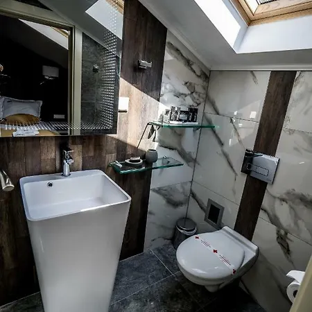 Boutique 7th Sense بيت ضيافة