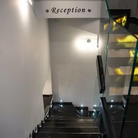 Boutique 7th Sense 3*